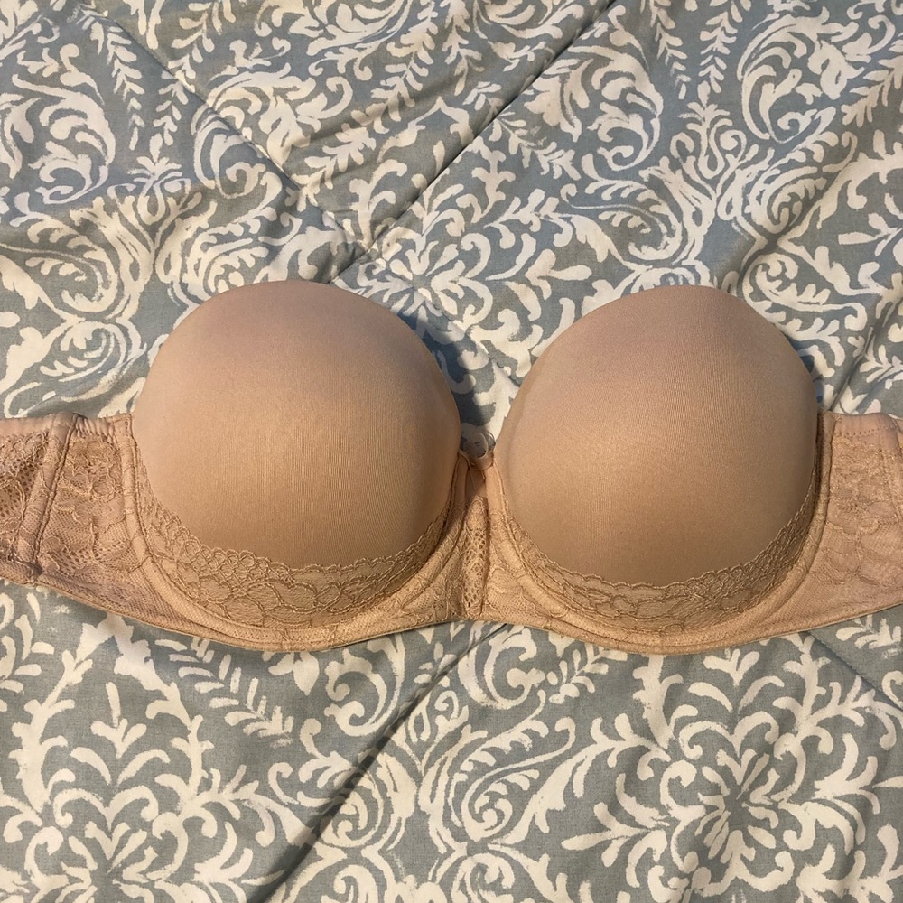 Torrid beige strapless push up bra.  Excellent condition 42B
